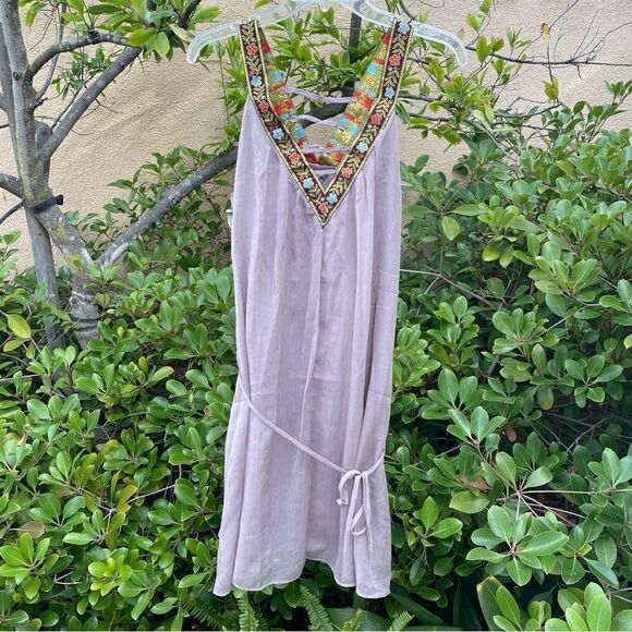 đBlush NoirâBeige Dressâw/âcolorfulâfloralâstraps.âSzâLargeâNWT! - Picture 1 of 9